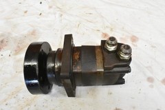 Eaton Char-Lynn 105-1312-006 Hydraulic Wheel Motor Jacobsen HR5111 HR 5111 Mower