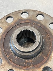 1979 Massey Ferguson MF 2775 Tractor Flywheel Input Shaft Drive Hub