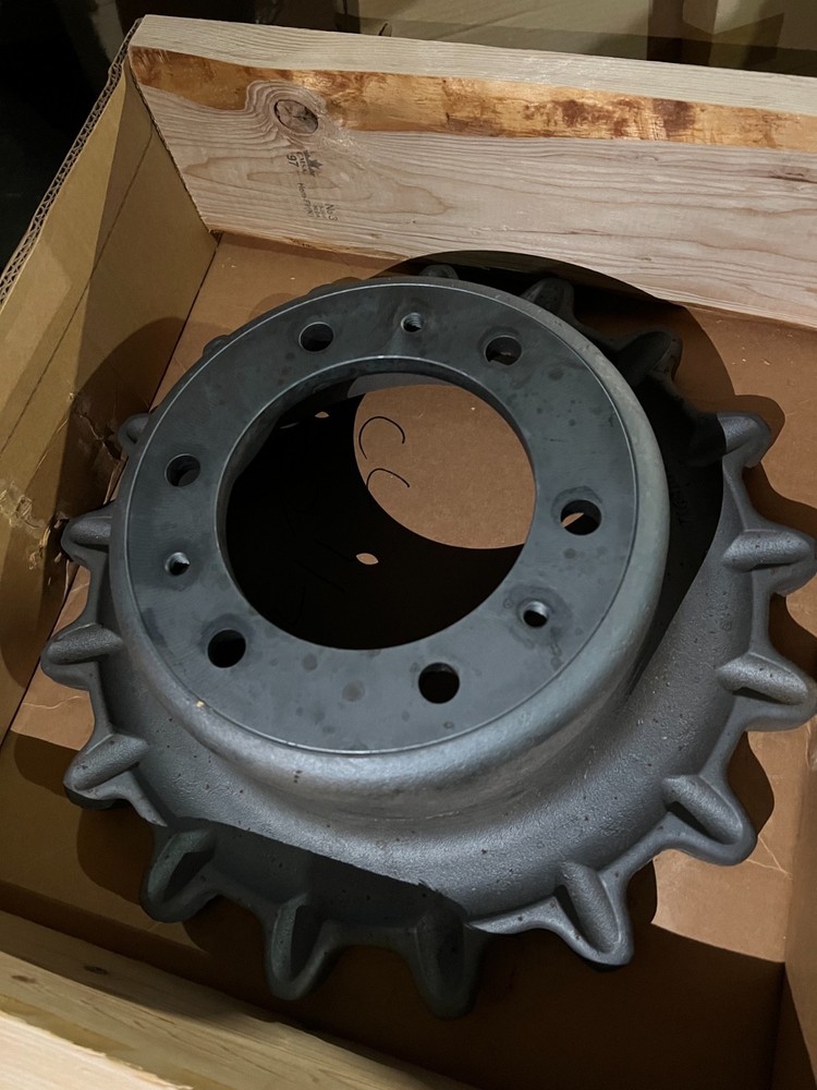 Bobcat Drive Motor Track Sprocket, Single Speed for Track Loaders, 7165109 OEM