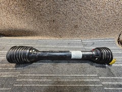 Weasler 14006432 32″ PTO Driveline 1-3/8″ 6 Spline QD x 1-3/8″ Round w/ Pin Hole