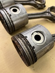 4 White Hercules D2300T Series 2 Connecting Rods w/ Pistons – 40-3007901B – Used