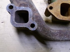 John Deere 720 730 LP propane manifold F13040R F3041R Some pits.