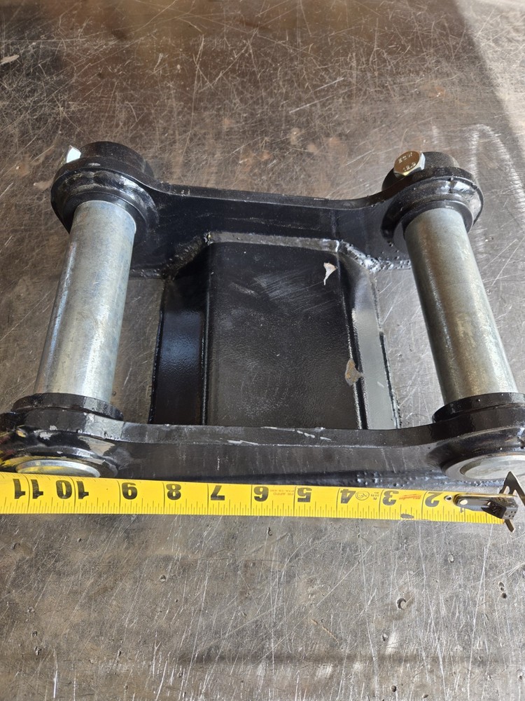 45mm Excavator Pin Coupler Bracket – CAT 305