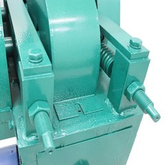 OPEN BOX!Electric Double Roller Crusher Rock Stone Ore Crushing Machine 220V 2HP