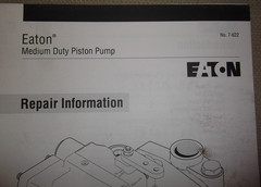 EATON 72400 SERVO CONTROLLED PISTON PUMP REPAIR SERVICE MANUAL & PARTS BOOK