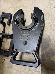 swagelok 1 1/2 inch pipe rotator ms-row-24