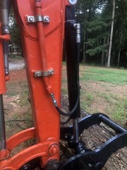 BLACK KUBOTA HYDRAULIC MINI EXCAVATOR THUMB KX033 KX040 PIN ON