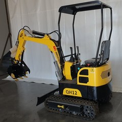 Agrotk QH12 Mini Excavator Briggs & Stratton Gas Engine Crawler Hydraulic Digger
