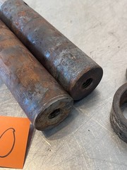 1979 Massey Ferguson 2775 Tractor 3pt Lift Cylinder Pins