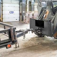 3/8″ Skid Steer Skid Steer Attachment Mount Plate W/ 2″ Trailer Hitch Receiver