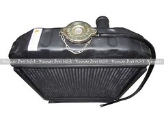 New Radiator With Cap & Overflow Pipe FITS Kubota L235 L275