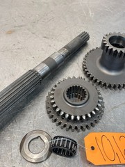 1979 John Deere 950 Tractor Transmission Shaft & Gears