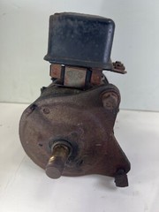 1947-1952 John Deere B Generator Delco Style Remy 1100506 (For PARTS)