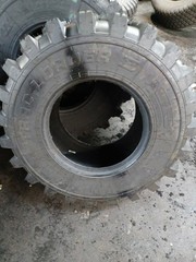 14×17.5 R-4 TIRE NEW COSMETIC BLEM 10PLY 14175 14 17.5