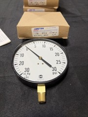 Ametek Gauge 4.5” Dial 0-30 In Hg Vac 0-30 PSI C500 1/4” ANPT LM