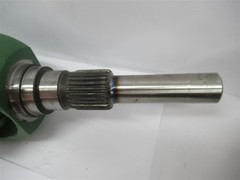 RE574236, Universal Drive Shaft fits John Deere
