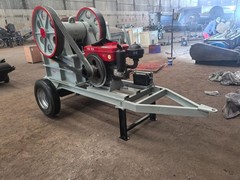 150*250 jaw crusher small mini home use gold ore crusher rock crusher price