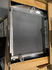 Aluminum Tractor Radiator for Lincoln Welder 200 250 AMP SA200 SA250 # G10877198