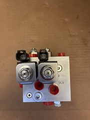 Caterpillar 558-6469 Pilot Supply Control Manifold for 525D 535D Wheel Skidder