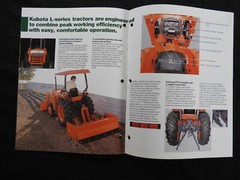 GENUINE 1990-93 KUBOTA L2650DT L2950DT L3450DT L3650DT TRACTOR CATALOG BROCHURE