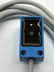 AZBIL FL2R-7J6SD SENSOR See Pics 30 Day Warranty