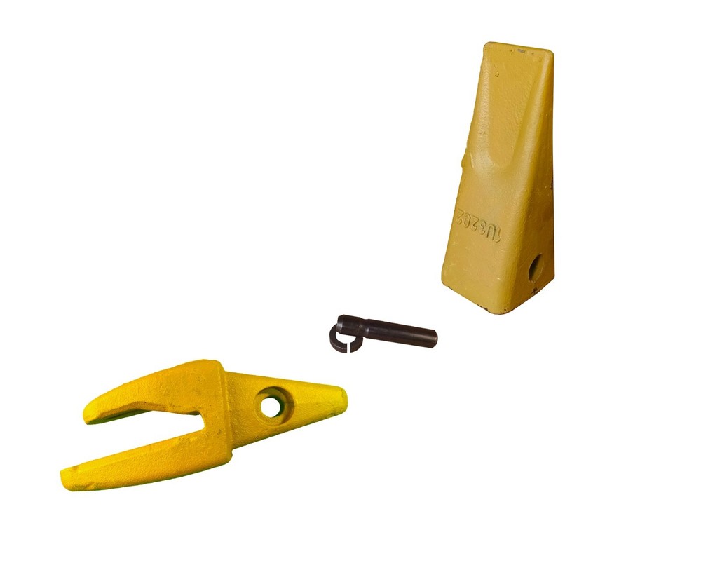 1 – CAT Style J200 Backhoe Bucket Shank 3/4″ Lip, Dirt Tooth, 1U-3202, 119-3205