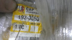 New OEM CAT 193-3063 Cap 1933063 Caterpillar