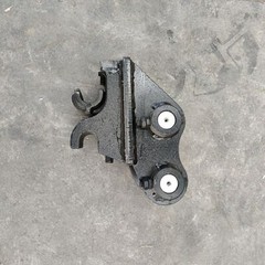 Quick Hitch: Attachment for Mini Excavators Excavator Quick Coupler Easy Changes