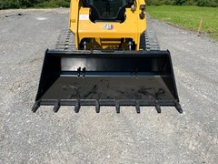 84″ Heavy Duty Low Profile Skid Steer Tooth Bucket