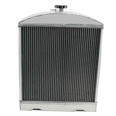 4 Rows Radiator For Case-IH Tractor B275 B-414 424 444 354 364 384 3041403R91