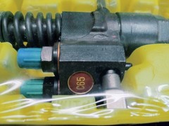 DETROIT DIESEL R-5229365 INJECTOR C65 CLASIC Series 71 6 MONTH WARRANTY!
