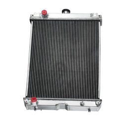 Aluminum 3 Row Radiator For Kubota L47 L4760 L5040 L5740 L5460 L5060 2014-on