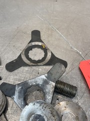 Massey Ferguson MF 2775 Tractor Rear Axle Planetary Plates & Hardware