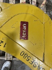 Case 580 12 inch backhoe Tooth bucket new 580N 50 And 55 Mm Pin Size