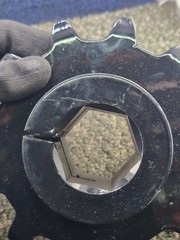 Heavy Duty Feeder Chain Sprocket Replacement 12 Tooth Black
