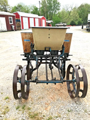 Used Ford 309 -2 Row Planter WITH Fertilizer (FREE 1000 MILE DELIVERY FROM KY)