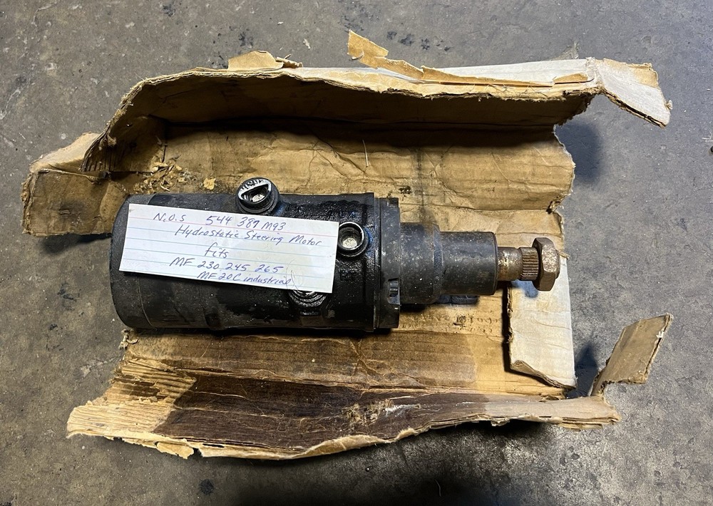 MasseyFerguson NOS 544-387M93 Hydrostatic Steering Motor MF230 MF245 MF265 MF20C