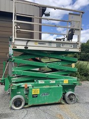 2015 JLG 1932RS 19’ ELECTRIC SCISSOR DRIVABLE MAN PLATFORM LIFT