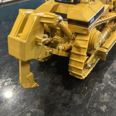CONRAD 1/50 CATERPILLAR D11N TRACK TYPE TRACTOR CRAWLER DOZER D11R