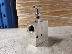 ANDERSON GREENWOOD CROSBY PTMVIS4SG Stainless Steel Manifold Valve