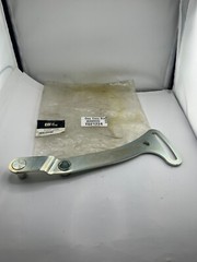 CAT Lift Truck Bracket Pull 91202-17200 Made In Japan