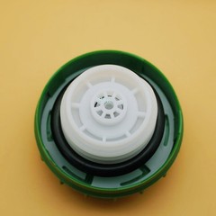 Fuel Cap 6661114 For Bobcat T630 T650 T750 T770 T870 T140 T180 T190 T200 T250