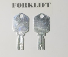 (2 ) Hyster Forklift Keys key #166 51335040 Fits Yale, Komatsu, Clark, Gradall