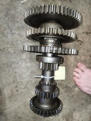 Massey Ferguson 135 Multi Power Tractor – Transmission Gear Set Upper And Lower