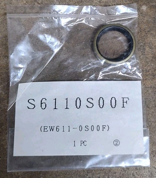 Case IH Steiger Transmission Clutch Control Valve Stem Oil Seal S6110S00F 9210+