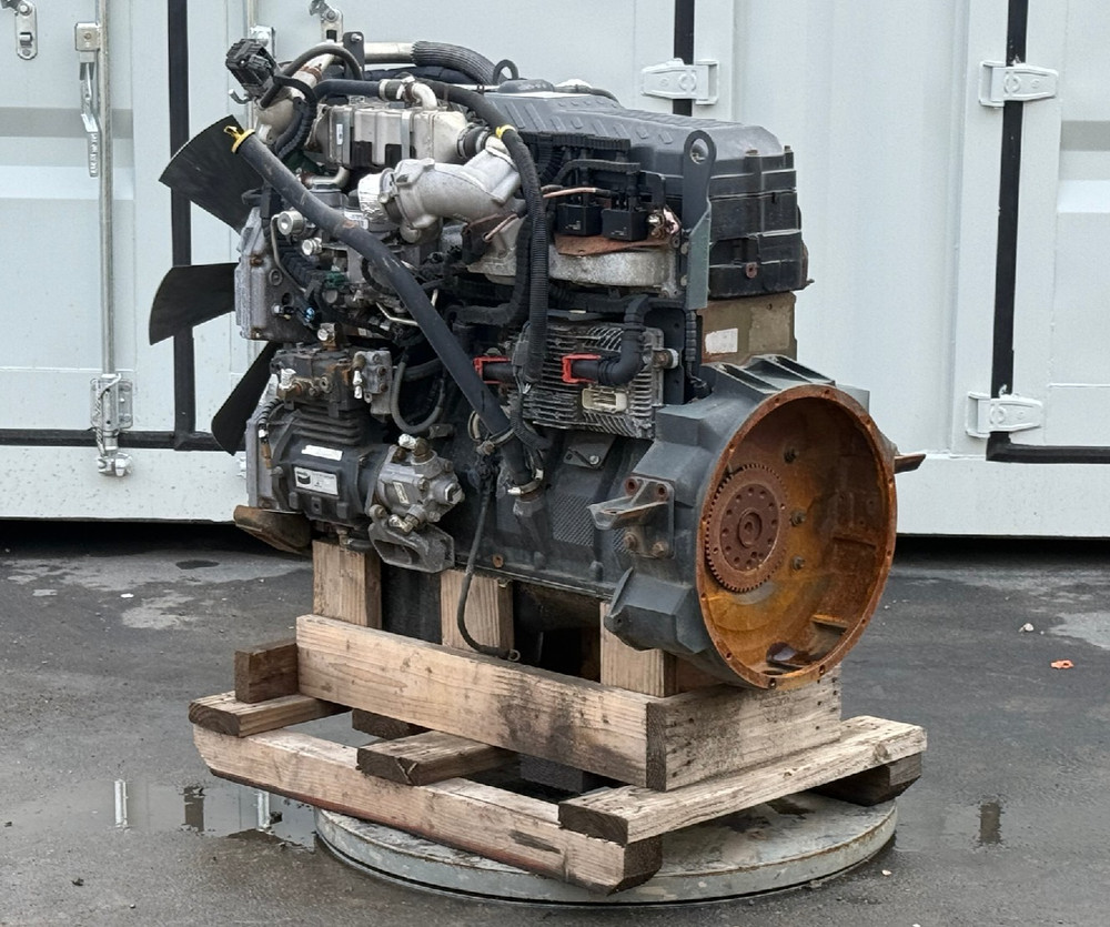 International Maxxforce DT466 Series GDT245 24v 7.6L Diesel Engine | No Core Fee