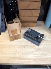 Mason Industries WJ2AP Machine Leveling Jack 3000lb 3.5x6in 1/2in Pad 1/4in Rise