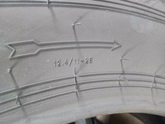 11.2-28 TIRE NEW PETLAS TA-60 R-1 8PLY TUBE TYPE 11228 11.2 28