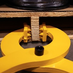 BISupply | Pallet Puller Clamp in Yellow – 6000 lb pound Capacity – Pallet