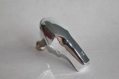 Kubota HANDLE MASCOT Bonnet Chrome L3940 L4200 L4240 L4310 L4330 L4400 L4610